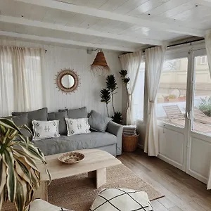 Cool Loft In The Old Town With Rooftop Terrace And Fireplace Appartement